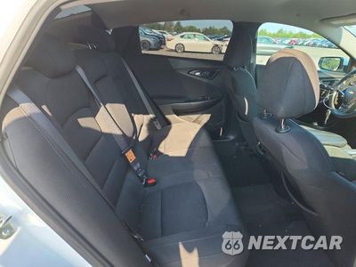 Zdjęcie 10 z 12 samochodu: 2020 CHEVROLET MALIBU LT VIN:1G1ZD5ST8LF052924 - miniatura