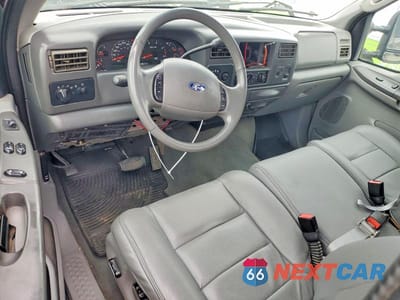 Zdjęcie 8 z 12 samochodu: 2003 FORD F-350 SUPER DUTY VIN:1FTSX31P53ED52192 - miniatura