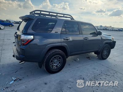 Trzecie zdjęcie samochodu z tyłu: 2020 TOYOTA 4RUNNER SR5 PREMIUM VIN:JTEBU5JR6L5774019 - miniatura