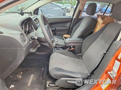 Zdjęcie 7 z 12 samochodu: 2011 DODGE CALIBER MAINSTREET VIN:1B3CB3HA0BD220922 - miniatura
