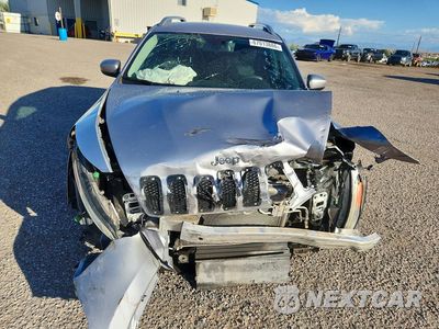 Piąte zdjęcie samochodu w środku: 2018 JEEP CHEROKEE LATITUDE VIN:1C4PJLCX4JD518080 - miniatura