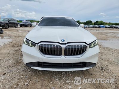 Piąte zdjęcie samochodu w środku: 2026 BMW 540 XI VIN:WBA63FJ06TCV73083 - miniatura