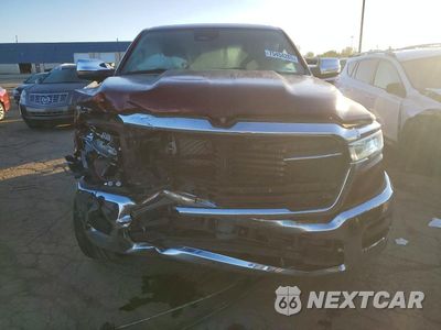 Piąte zdjęcie samochodu w środku: 2025 RAM 1500 LARAMIE VIN:1C6SRFJP5SN751637 - miniatura