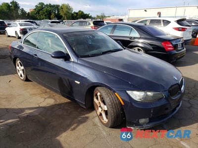 Czwarte zdjęcie samochodu z boku: 2008 BMW 328 I SULEV VIN:WBAWR335X8P150870 - miniatura