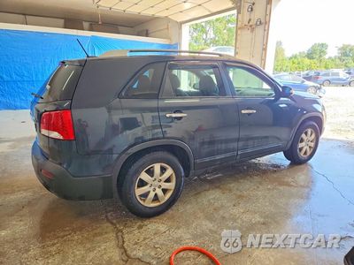 Trzecie zdjęcie samochodu z tyłu: 2012 KIA SORENTO LX VIN:5XYKT3A65CG252104 - miniatura