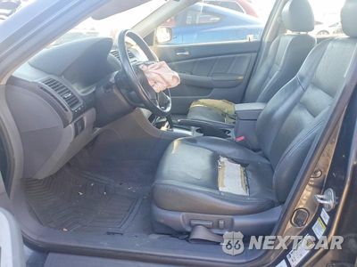 Zdjęcie 7 z 12 samochodu: 2005 HONDA ACCORD HYBRID VIN:JHMCN36565C009051 - miniatura
