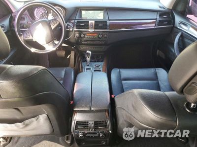 Zdjęcie 8 z 13 samochodu: 2011 BMW X5 XDRIVE35D VIN:5UXZW0C53BL662233 - miniatura