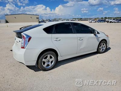 Trzecie zdjęcie samochodu z tyłu: 2015 TOYOTA PRIUS TWO VIN:JTDKN3DU6F0453444 - miniatura