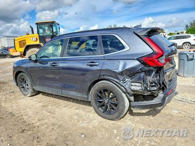 Drugie zdjęcie samochodu z przodu: 2025 HONDA CR-V SPORT-L VIN:7FARS5H8XSE000802 - miniatura