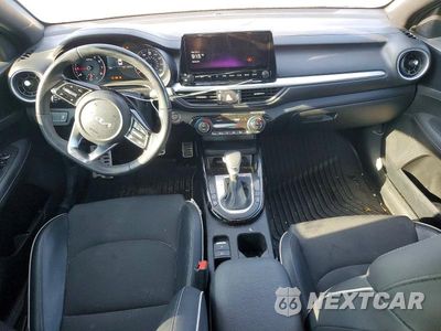 Zdjęcie 8 z 12 samochodu: 2023 KIA FORTE GT LINE VIN:3KPF54AD2PE685611 - miniatura