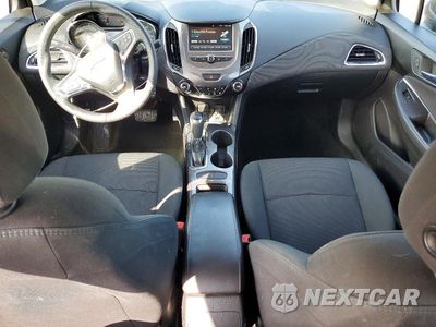 Zdjęcie 8 z 13 samochodu: 2017 CHEVROLET CRUZE LT VIN:1G1BE5SM4H7246049 - miniatura