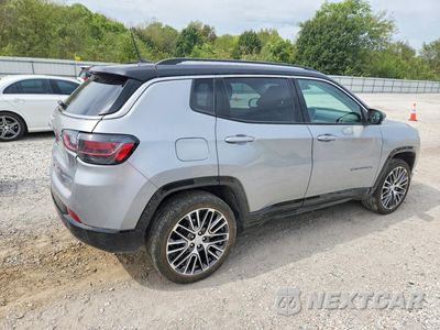 Trzecie zdjęcie samochodu z tyłu: 2022 JEEP COMPASS LIMITED VIN:3C4NJDCB4NT154664 - miniatura