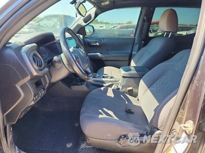 Zdjęcie 7 z 12 samochodu: 2017 TOYOTA TACOMA TRD OFF-ROAD VIN:3TMCZ5AN9HM097654 - miniatura