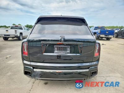 Zdjęcie 6 z 13 samochodu: 2025 ROLLS-ROYCE CULLINAN BLACK BADGE VIN:SLA43HA0XSU228029 - miniatura