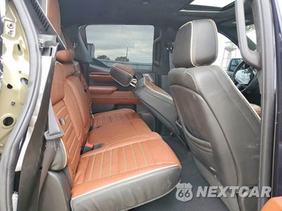 Zdjęcie 10 z 12 samochodu: 2023 GMC SIERRA K1500 DENALI ULTIMATE VIN:1GTUUHELXPZ179046 - miniatura