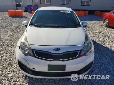 Piąte zdjęcie samochodu w środku: 2014 KIA RIO LX VIN:KNADM4A33E6348446 - miniatura