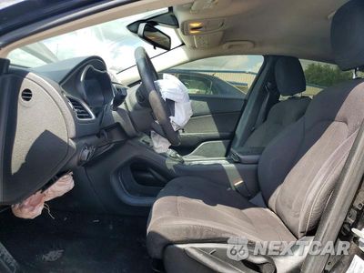 Zdjęcie 7 z 12 samochodu: 2015 CHRYSLER 200 LIMITED VIN:1C3CCCAB4FN630903 - miniatura