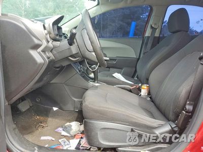 Zdjęcie 7 z 12 samochodu: 2016 CHEVROLET SONIC LT VIN:1G1JC5SH1G4117349 - miniatura
