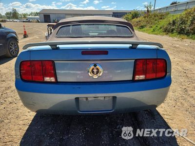 Zdjęcie 6 z 12 samochodu: 2006 FORD MUSTANG VIN:1ZVFT84N365185143 - miniatura