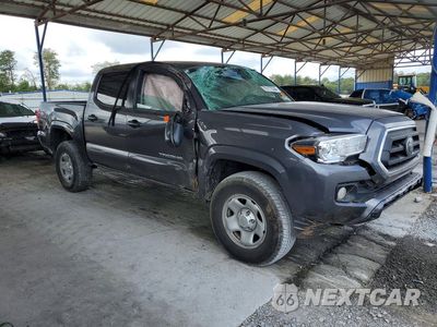 Czwarte zdjęcie samochodu z boku: 2020 TOYOTA TACOMA SR5 VIN:5TFAX5GN5LX171918 - miniatura