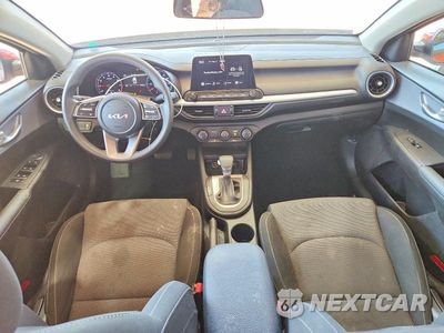 Zdjęcie 8 z 13 samochodu: 2024 KIA FORTE LXS VIN:3KPF24AD7RE707422 - miniatura