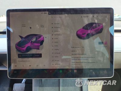 Zdjęcie 9 z 12 samochodu: 2024 TESLA MODEL Y VIN:7SAYGDED7RF050154 - miniatura
