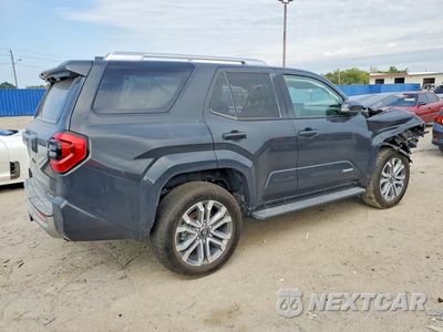 Trzecie zdjęcie samochodu z tyłu: 2026 TOYOTA 4RUNNER LIMITED HV VIN:JTEVB5BR4T5033983 - miniatura