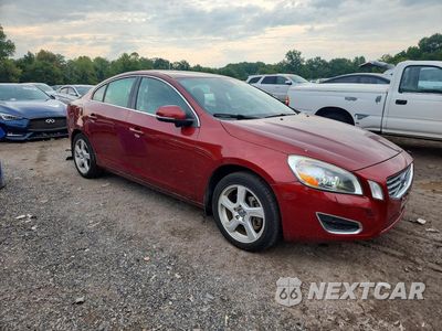 Czwarte zdjęcie samochodu z boku: 2013 VOLVO S60 T5 VIN:YV1612FH7D2221289 - miniatura