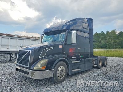 2013 VOLVO VNL SEMI TRUCK 4V4NC9EH5DN144043 - główne zdjęcie licytacji z USA - miniatura