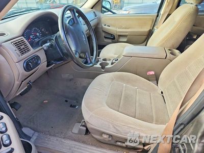 Zdjęcie 7 z 13 samochodu: 2005 FORD EXPLORER XLT VIN:1FMZU73K15UB83860 - miniatura