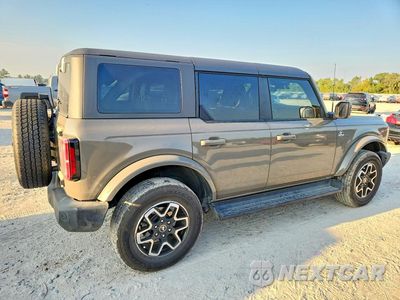 Trzecie zdjęcie samochodu z tyłu: 2025 FORD BRONCO OUTER BANKS VIN:1FMDE8BH8SLA79841 - miniatura