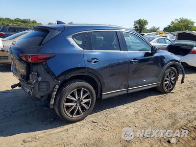 Trzecie zdjęcie samochodu z tyłu: 2018 MAZDA CX-5 GRAND TOURING VIN:JM3KFADM2J0391705 - miniatura