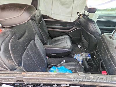 Zdjęcie 11 z 13 samochodu: 2023 JEEP GRAND CHEROKEE L LIMITED VIN:1C4RJKBG8P8878958 - miniatura
