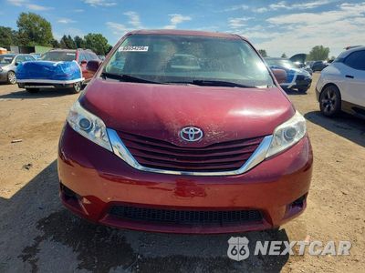 Piąte zdjęcie samochodu w środku: 2017 TOYOTA SIENNA LE VIN:5TDJZ3DC9HS146700 - miniatura