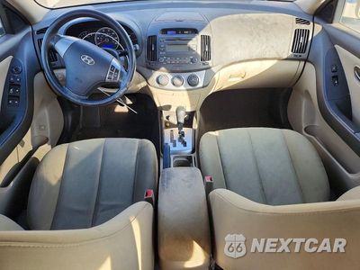 Zdjęcie 8 z 12 samochodu: 2010 HYUNDAI ELANTRA GLS VIN:KMHDU4AD2AU195104 - miniatura