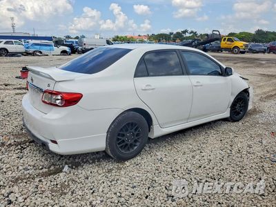 Trzecie zdjęcie samochodu z tyłu: 2012 TOYOTA COROLLA S VIN:5YFBU4EE2CP068108 - miniatura