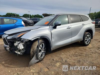 2024 TOYOTA HIGHLANDER XLE 5TDKDRBH7RS537804 - główne zdjęcie licytacji z USA - miniatura