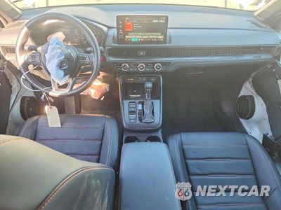 Zdjęcie 8 z 13 samochodu: 2025 HONDA CR-V SPORT-L VIN:7FARS6H87SE068366 - miniatura