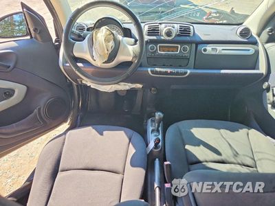 Zdjęcie 8 z 12 samochodu: 2014 SMART FORTWO PURE VIN:WMEEJ3BA4EK780740 - miniatura