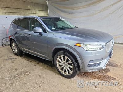 Czwarte zdjęcie samochodu z boku: 2016 VOLVO XC90 T6 VIN:YV4A22PL3G1024854 - miniatura