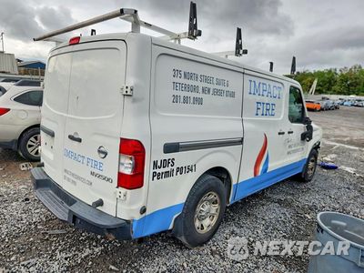 Trzecie zdjęcie samochodu z tyłu: 2019 NISSAN NV 2500 HD SV VIN:1N6BF0KY6KN803232 - miniatura