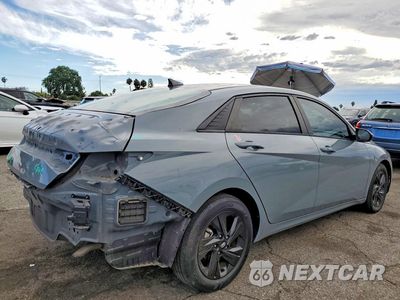 Trzecie zdjęcie samochodu z tyłu: 2021 HYUNDAI ELANTRA SEL VIN:KMHLM4AG9MU066383 - miniatura