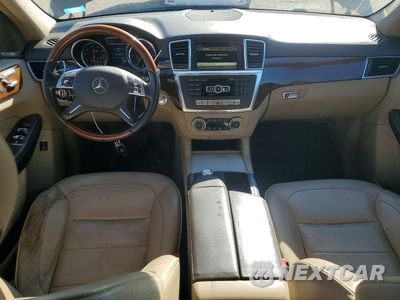 Zdjęcie 8 z 12 samochodu: 2012 MERCEDES-BENZ ML 350 BLUETEC VIN:4JGDA2EB9CA066948 - miniatura