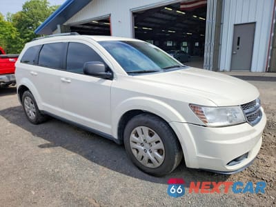 Czwarte zdjęcie samochodu z boku: 2019 DODGE JOURNEY SE VIN:3C4PDCAB1KT797658 - miniatura