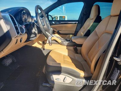 Zdjęcie 7 z 13 samochodu: 2014 PORSCHE CAYENNE VIN:WP1AA2A25ELA09567 - miniatura