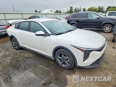 Czwarte zdjęcie samochodu z boku: 2025 KIA K4 LXS VIN:3KPFT4DE6SE023890 - miniatura