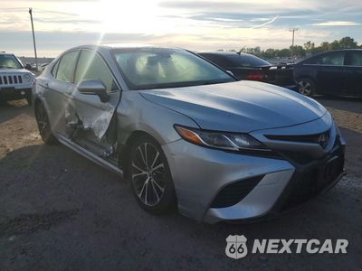 Czwarte zdjęcie samochodu z boku: 2018 TOYOTA CAMRY SE VIN:JTNB11HK9J3051364 - miniatura