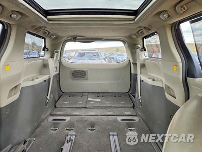 Zdjęcie 10 z 13 samochodu: 2011 TOYOTA SIENNA LIMITED 7-PASSENGER VIN:5TDYK3DC3BS059739 - miniatura