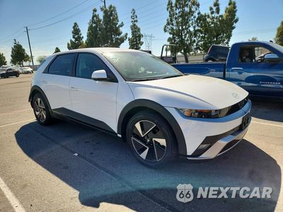 Czwarte zdjęcie samochodu z boku: 2026 HYUNDAI IONIQ 5 SEL VIN:7YAKN4DA4TY062181 - miniatura