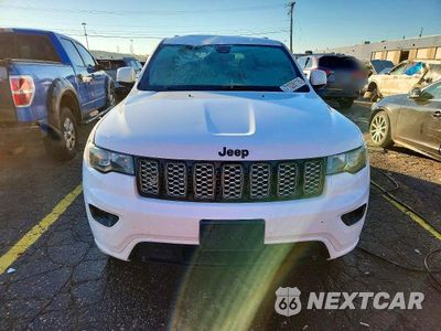 Piąte zdjęcie samochodu w środku: 2018 JEEP GRAND CHEROKEE LAREDO VIN:1C4RJFAG2JC342889 - miniatura